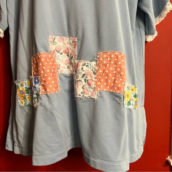 Upcycled Reworked Patched Distressed Short Sleeve T-Shirt Tunic Top with Lace - Picture 5 of 7